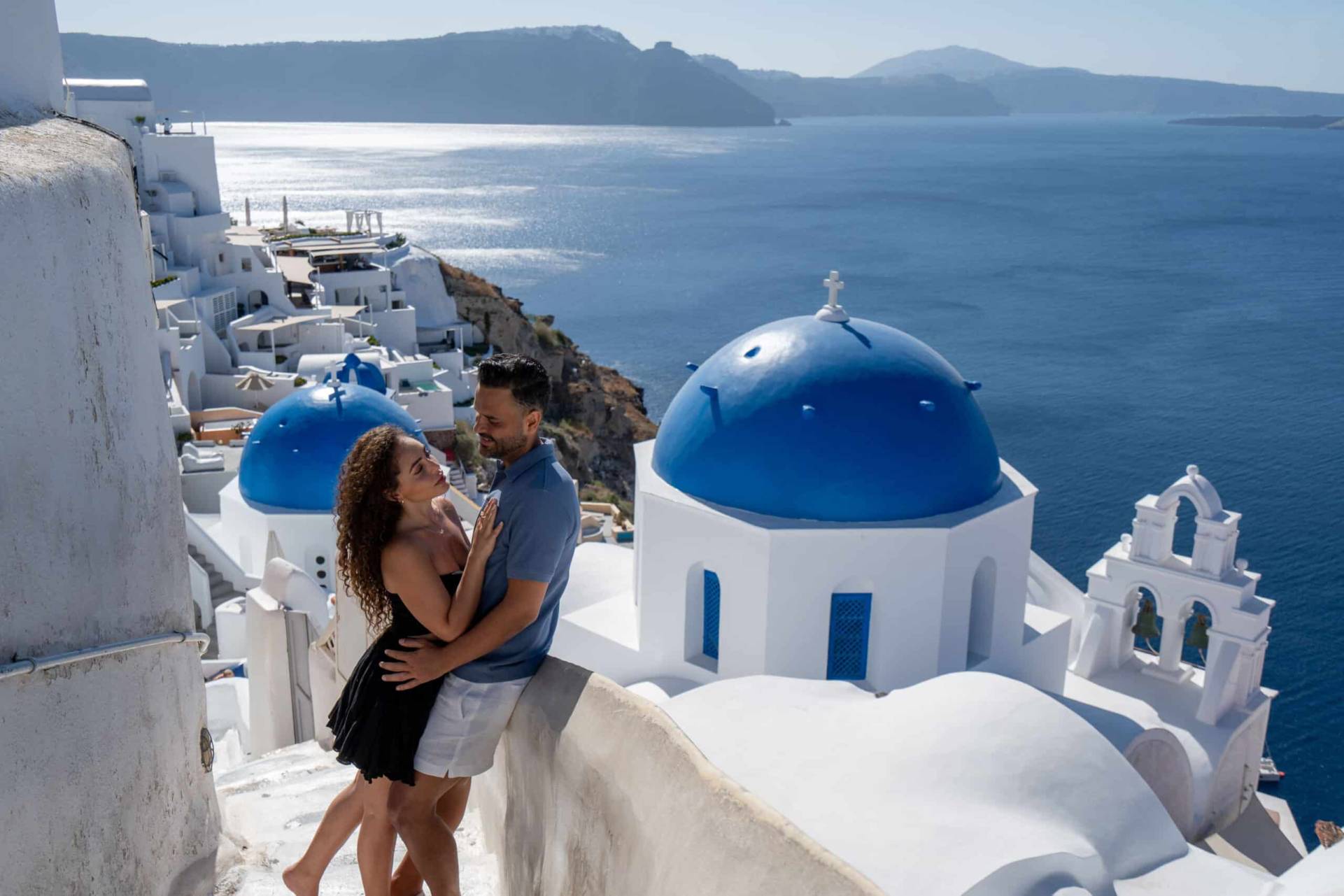 photoshoot in santorini